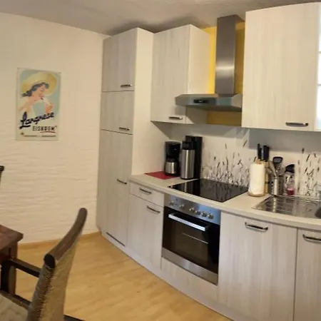 Pupeter ארצל אים פלאצטל